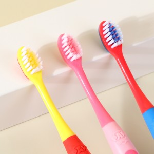 Parvus-Caput Suctionis Cup Kids Toothbrush