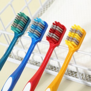 แปรงสีฟัน Oral Hygiene Compact Tuft สำหรับผู้ใหญ่