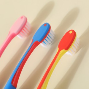 Parvus-Caput Suctionis Cup Kids Toothbrush