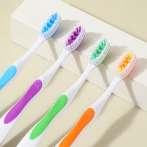 Produits de soins bucco-dentaires personnels Brosse à dents souple