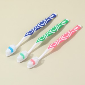 Fresh Breath Antibacterial Nyon Bristles แปรงสีฟัน