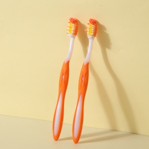 Brosse à dents en nylon doux pour l'hygiène buccale