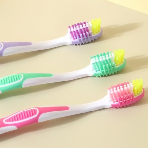 Brosse à dents esthétique en poils de nylon doux