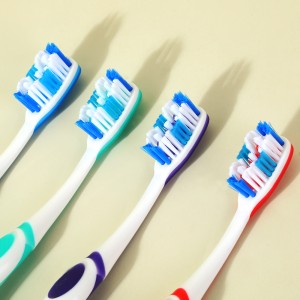 OEM e ODM Made In China Spazzolino da denti per sbiancamento dei denti