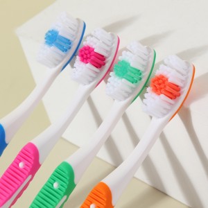 Brosse à dents blanchissante pour produits de soins bucco-dentaires