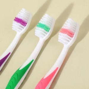 Produtos para cuidados bucais pessoais Escovas de dentes