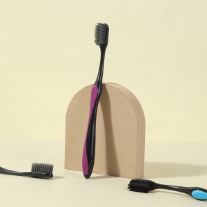 Scuab fiacla Antibacterial Bristles Baile Úsáid Toothbrush