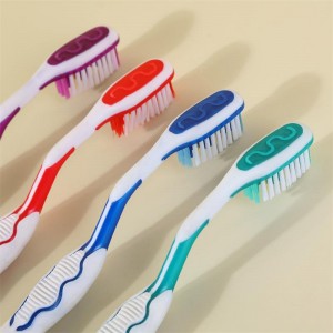 Brosses à dents en poils de nylon blanchissants Fresh Breath