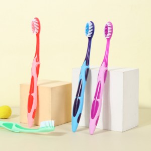 Produits de soins dentaires Brosse à dents à poils souples