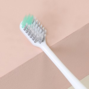 Antibacterial Bristle Toothbrush Táirgí Fiaclóireachta