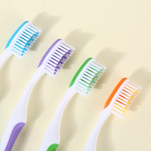 Ultrasoft Bristle Toothbrush แปรงสีฟันแบบแมนนวล