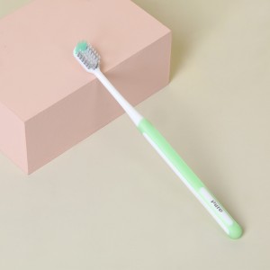 Antibacterial Bristle Toothbrush Táirgí Fiaclóireachta